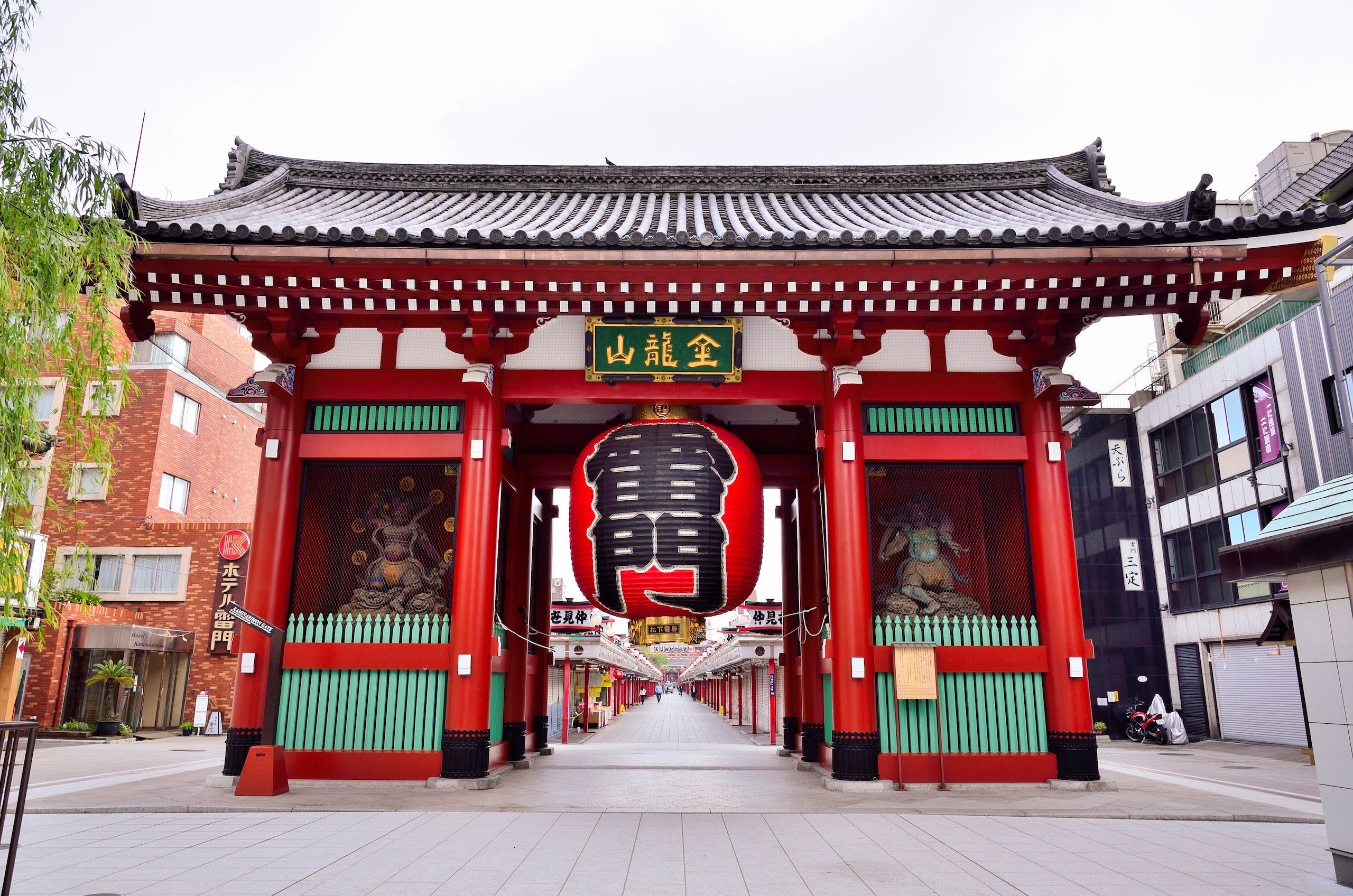 Discover the Ultimate Asakusa Tour: Ueno Course and Asakusa Route